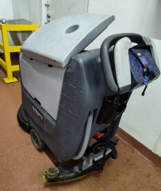 Flooring Scrubbing Machine Gray